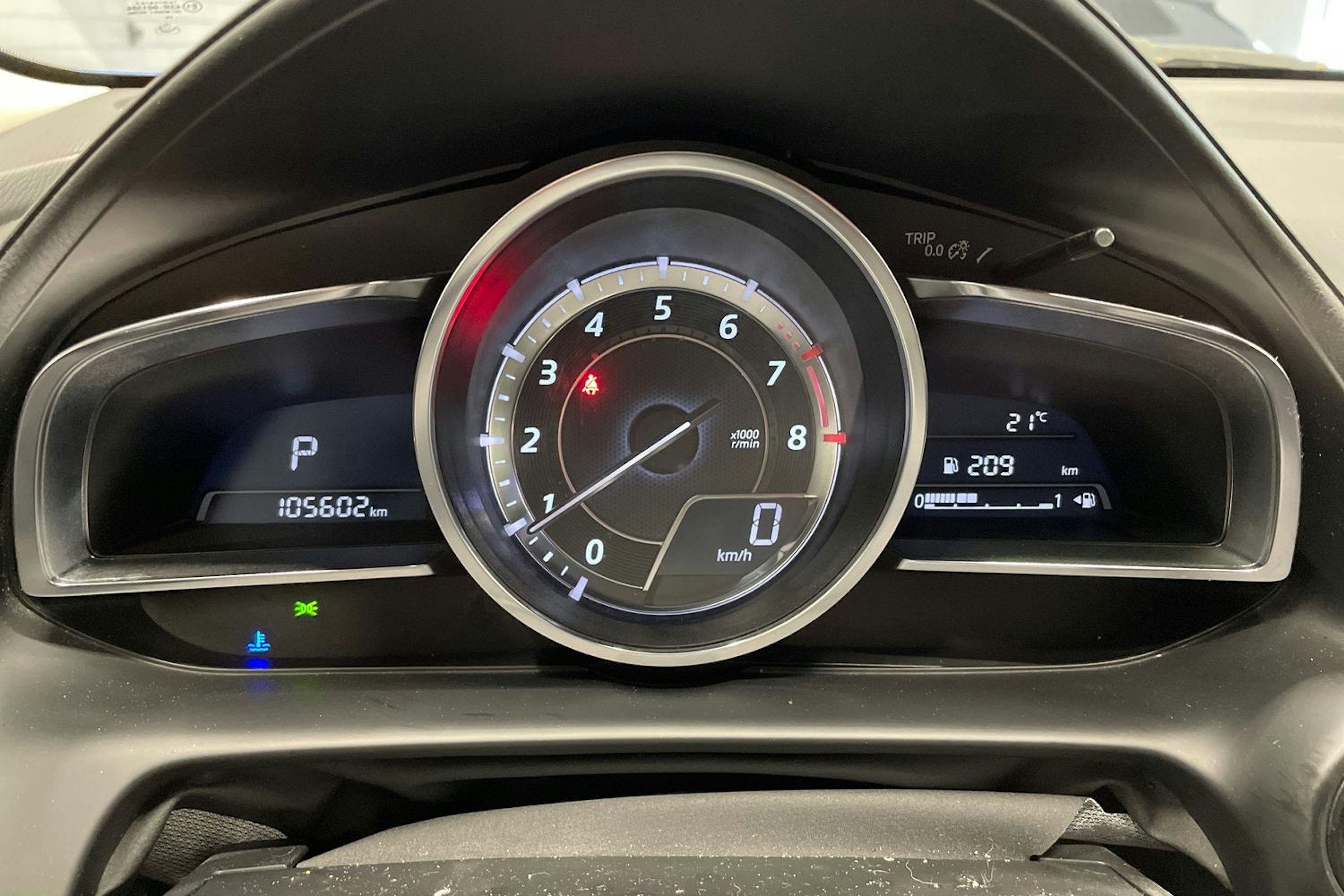 Sininen Mazda cx-3 2017 kuva 13.