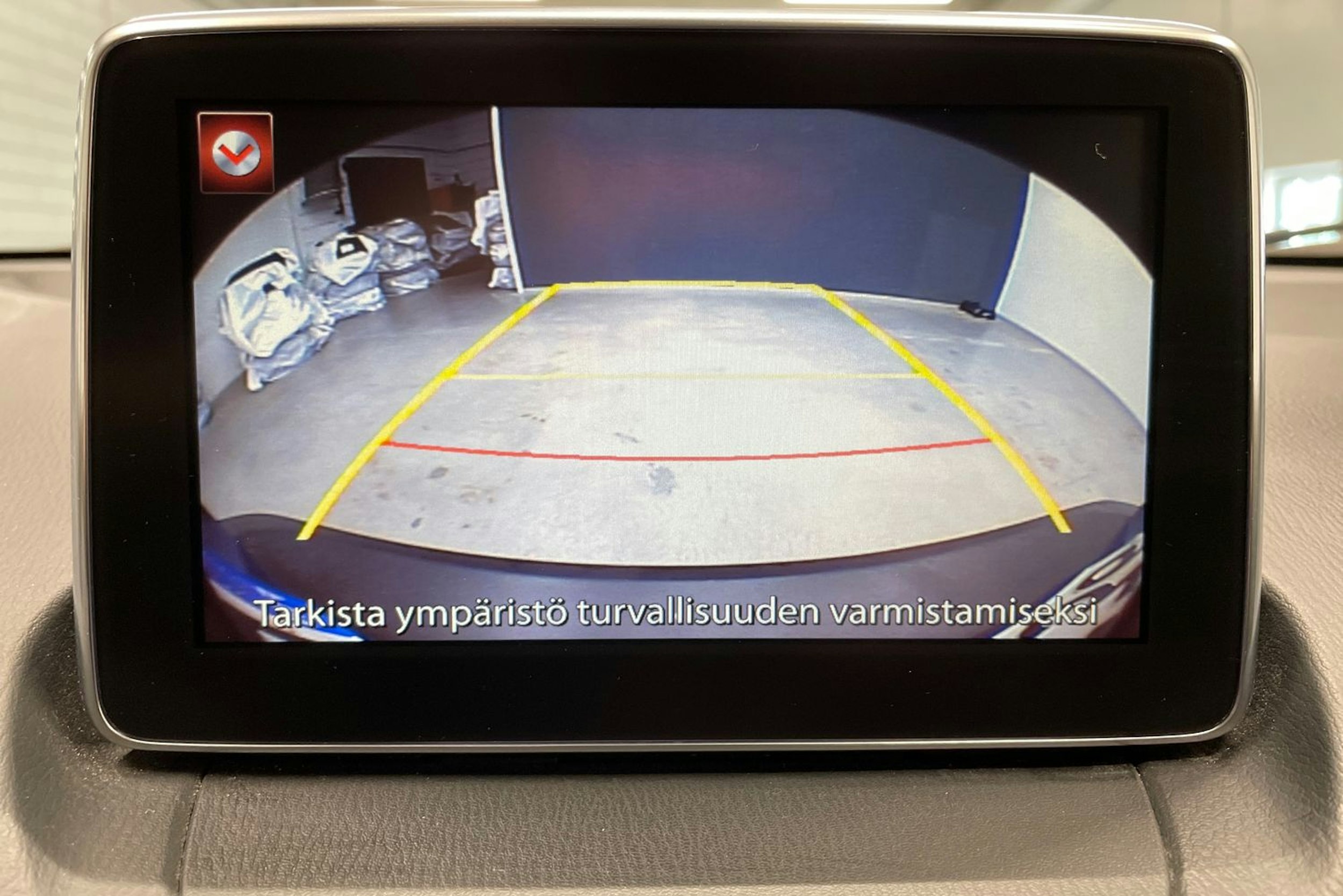 Sininen Mazda cx-3 2017 kuva 15.