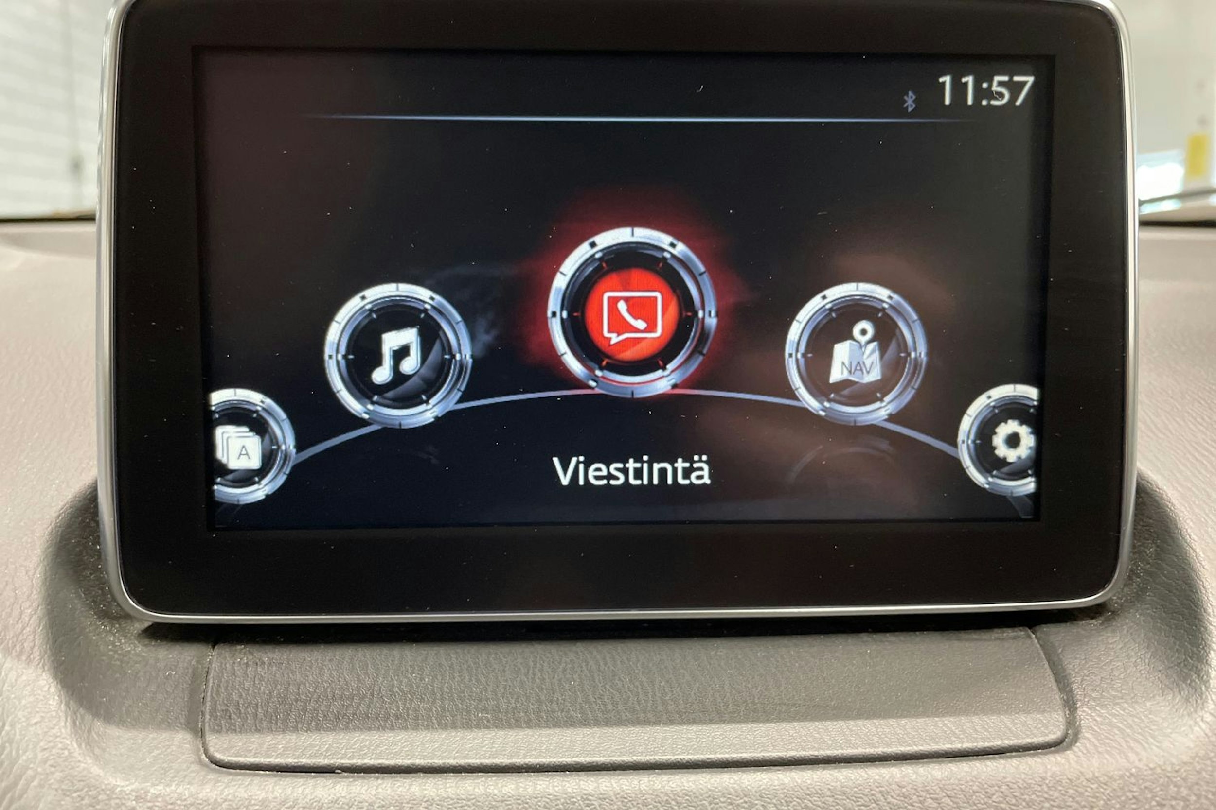 Sininen Mazda cx-3 2017 kuva 16.