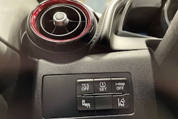 Sininen Mazda cx-3 2017 kuva 19.
