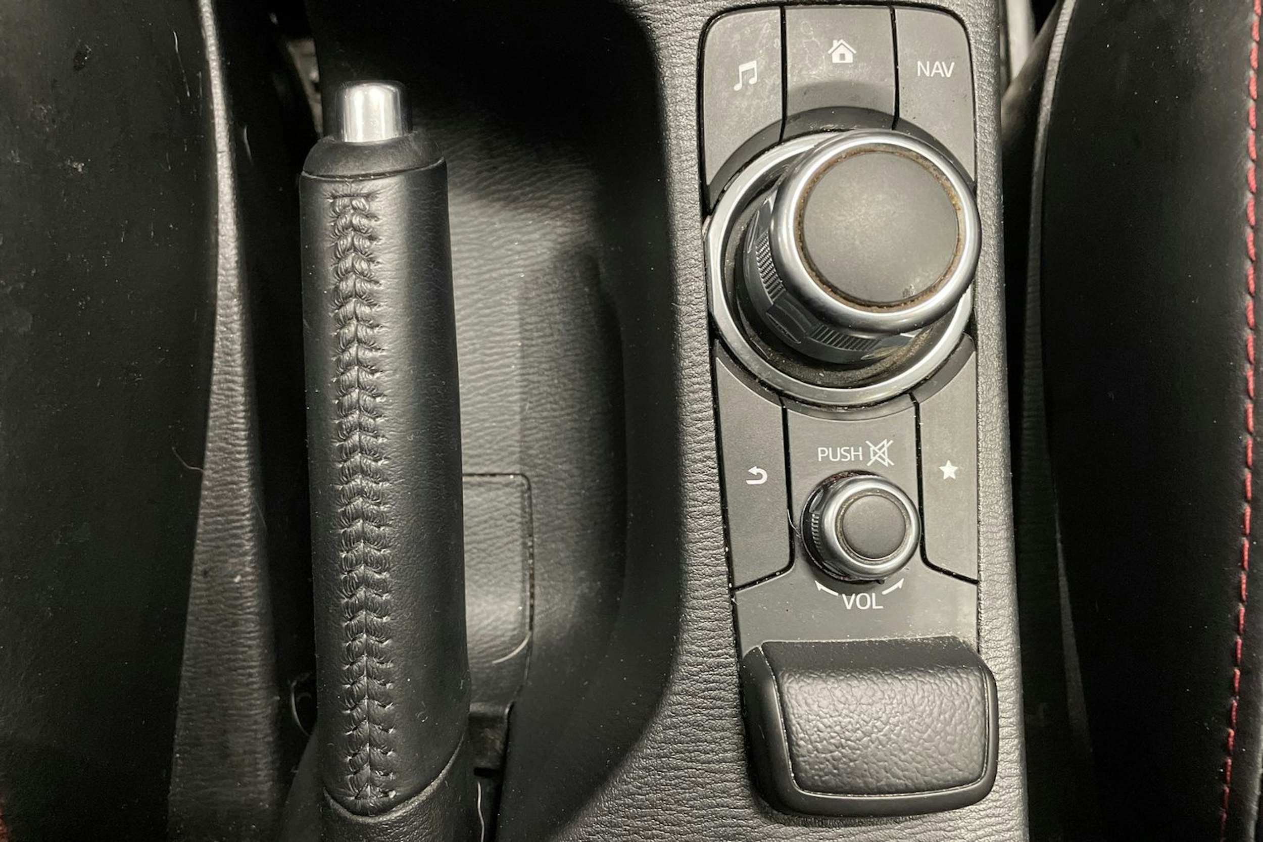 Sininen Mazda cx-3 2017 kuva 25.
