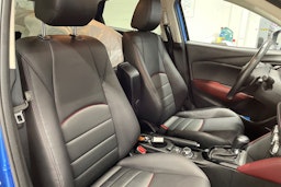Sininen Mazda cx-3 2017 kuva 27.