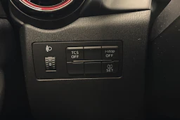 musta Mazda CX-3 2017 kuva 15.
