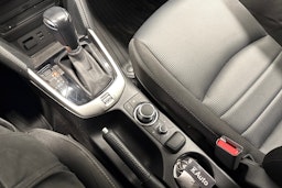 Harmaa Mazda cx-3 2018 kuva 15.
