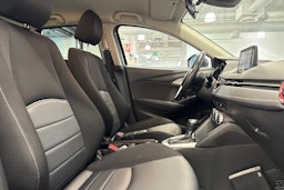 Harmaa Mazda cx-3 2018 kuva 18.