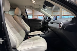 met. musta Mazda CX-3 2019 kuva 12.