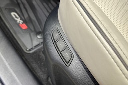 met. musta Mazda CX-3 2019 kuva 16.