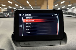 met. musta Mazda CX-3 2019 kuva 18.