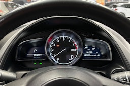 met. musta Mazda CX-3 2019 kuva 22.