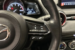 met. musta Mazda CX-3 2019 kuva 24.