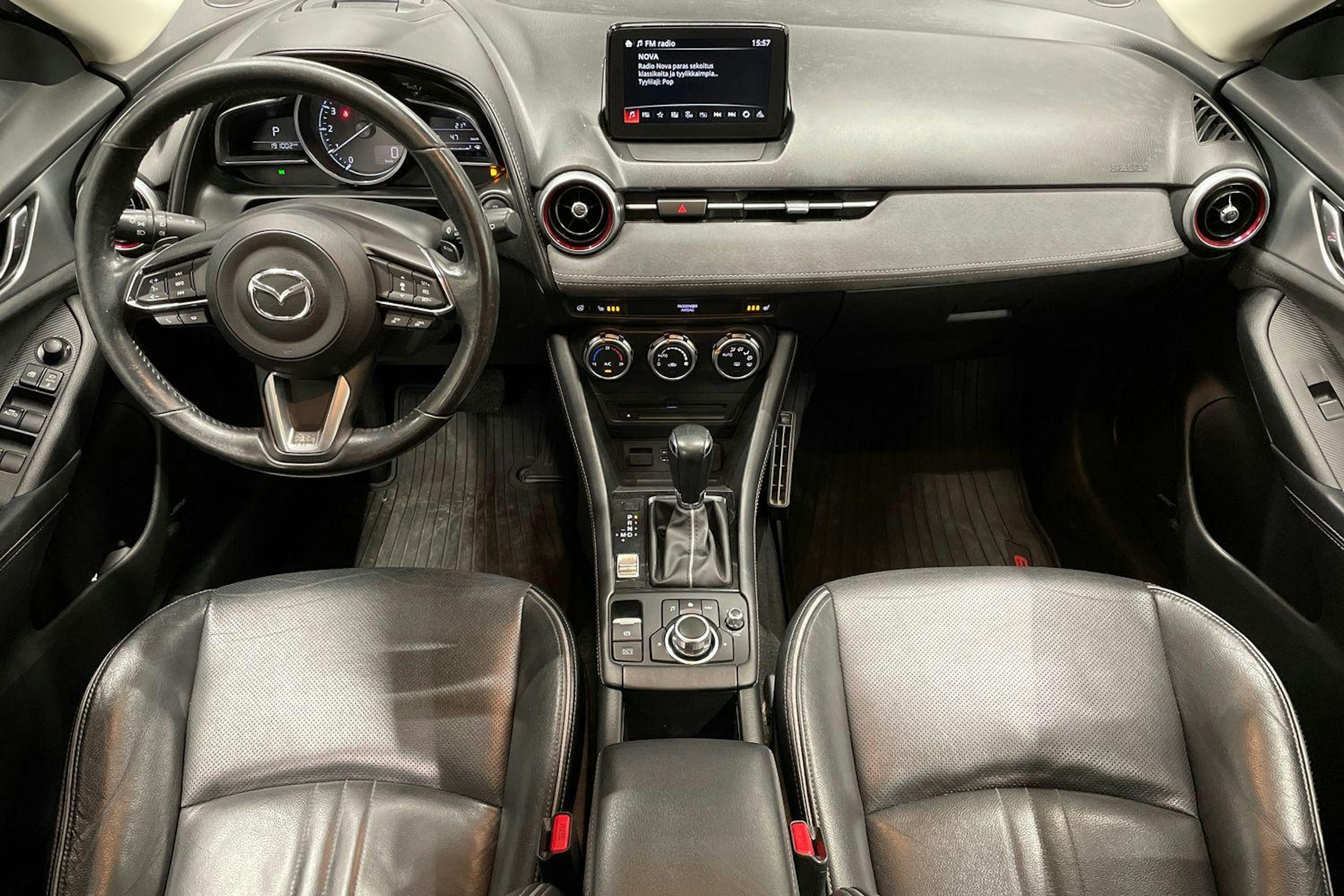 musta Mazda CX-3 2019 kuva 9.