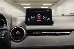 musta Mazda CX-3 2019 kuva 17.