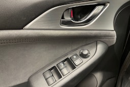 musta Mazda CX-3 2019 kuva 26.