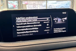 valkoinen Mazda CX-30 2020 kuva 9.