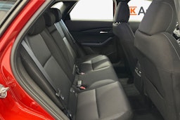 punainen Mazda CX-30 2020 kuva 9.
