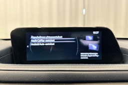 punainen Mazda CX-30 2020 kuva 15.