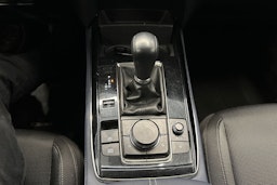 punainen Mazda CX-30 2020 kuva 18.