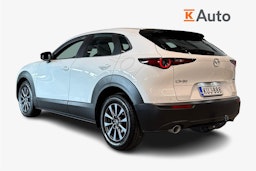 valkoinen Mazda CX-30 2021 kuva 2.