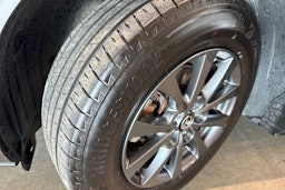valkoinen Mazda CX-30 2021 kuva 10.
