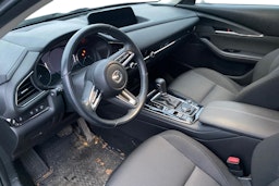 harmaa Mazda CX-30 2022 kuva 3.