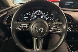 harmaa Mazda CX-30 2022 kuva 12.