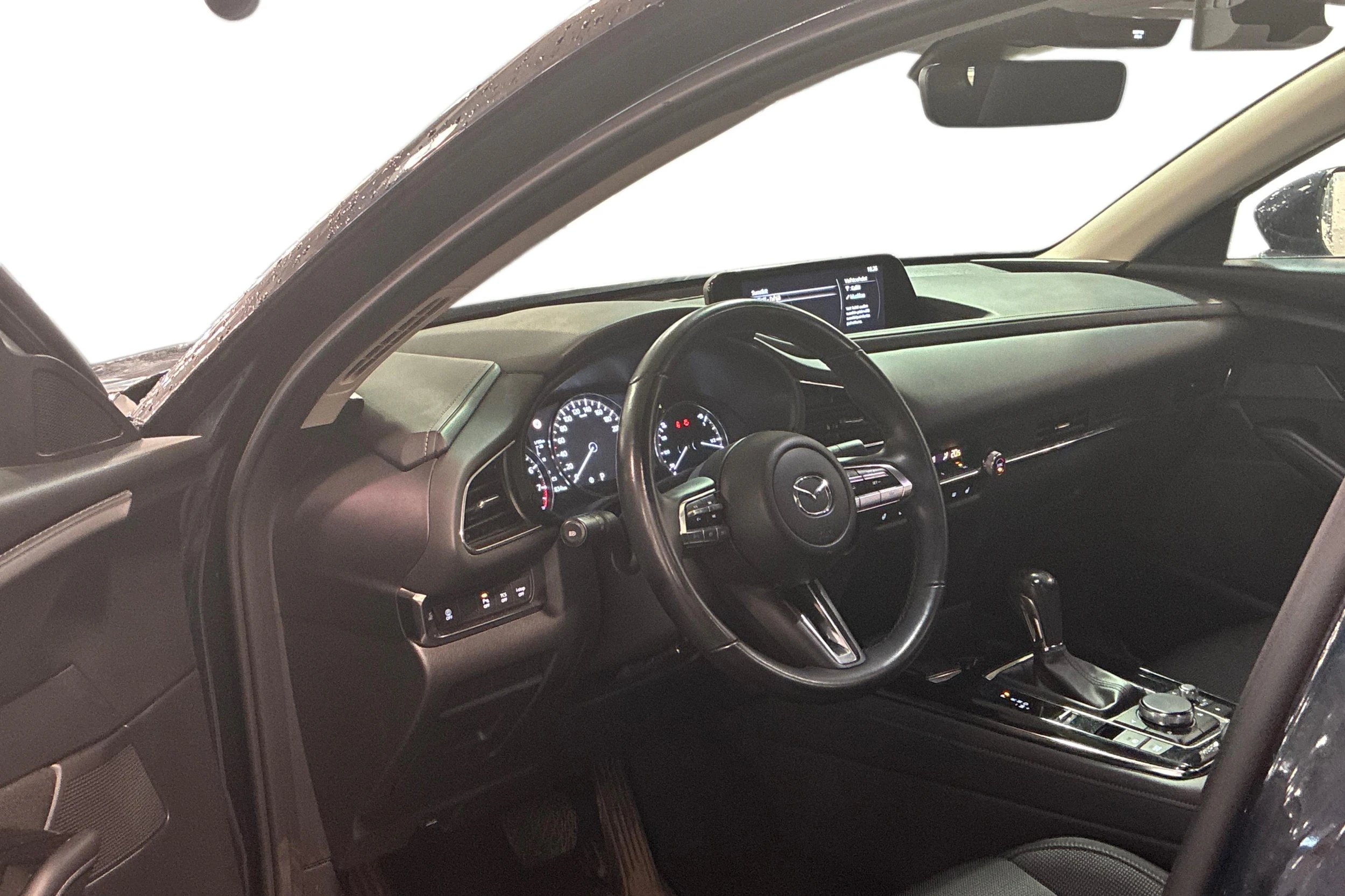 Sininen Mazda CX-30 2023 kuva 3.