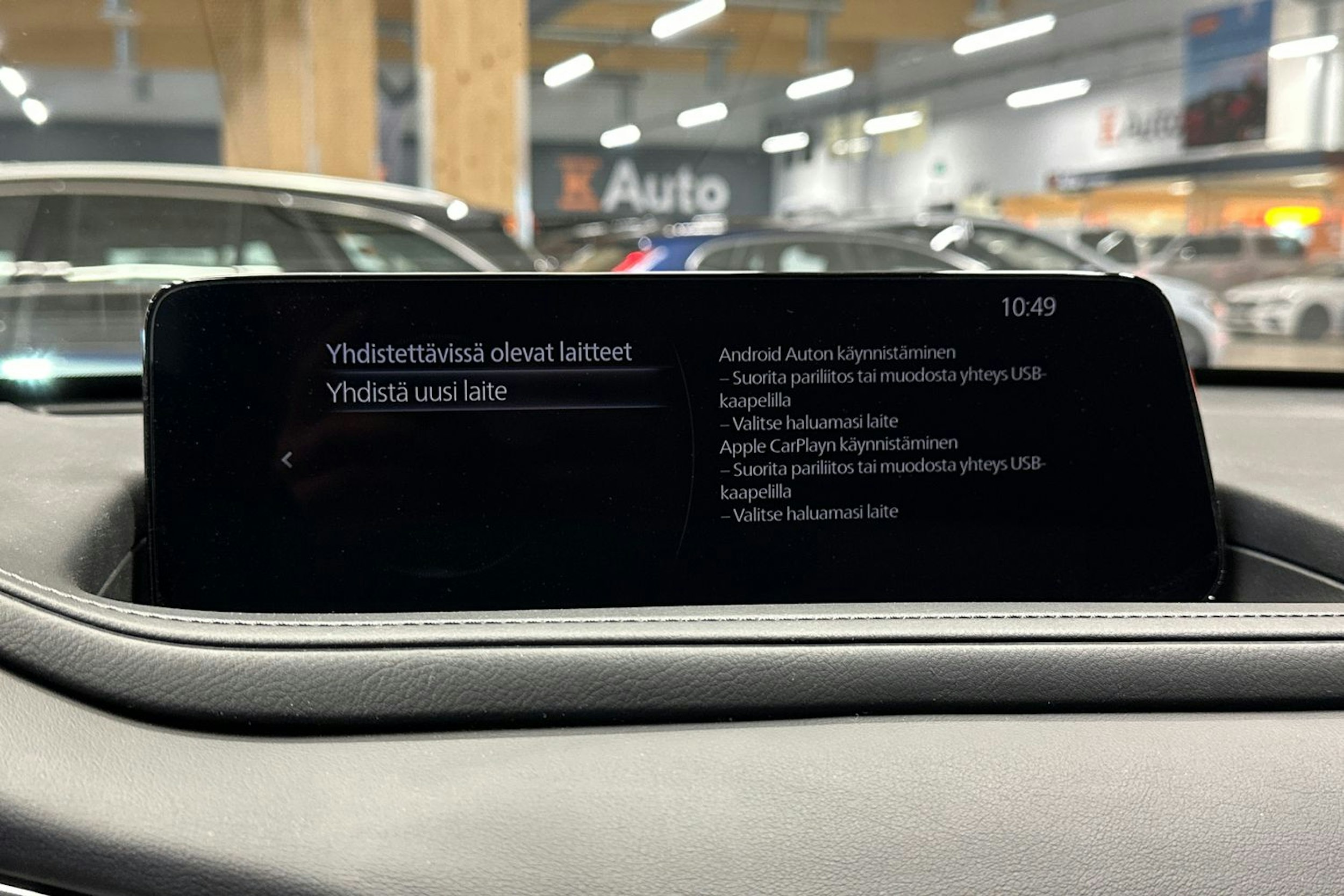 punainen Mazda CX-30 2024 kuva 20.