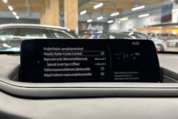punainen Mazda CX-30 2024 kuva 21.