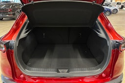 punainen Mazda CX-30 2024 kuva 34.