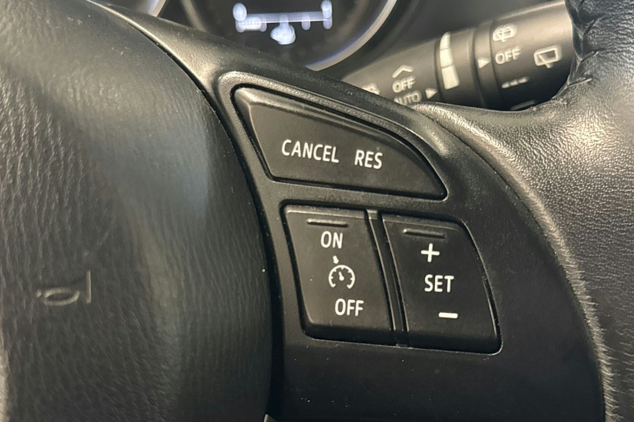 valkoinen Mazda CX-5 2013 kuva 16.