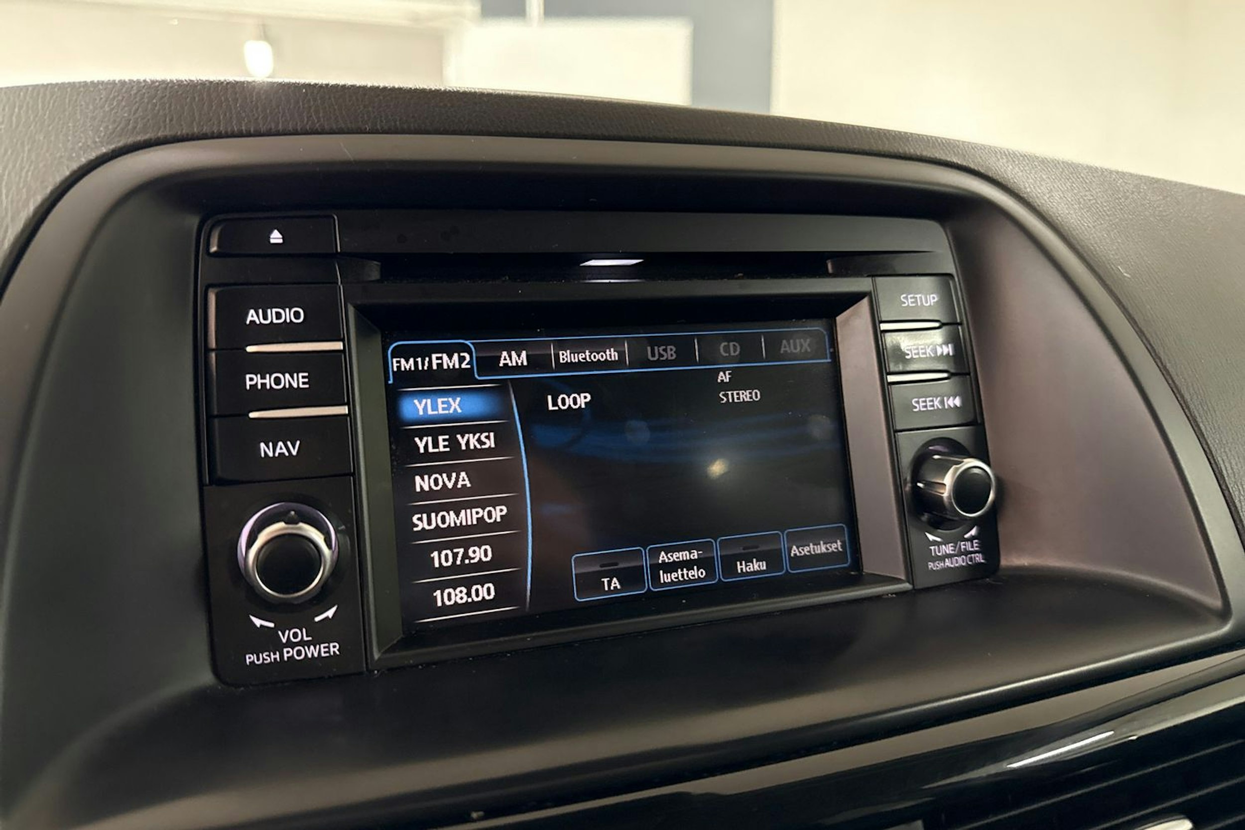 punainen Mazda CX-5 2014 kuva 18.