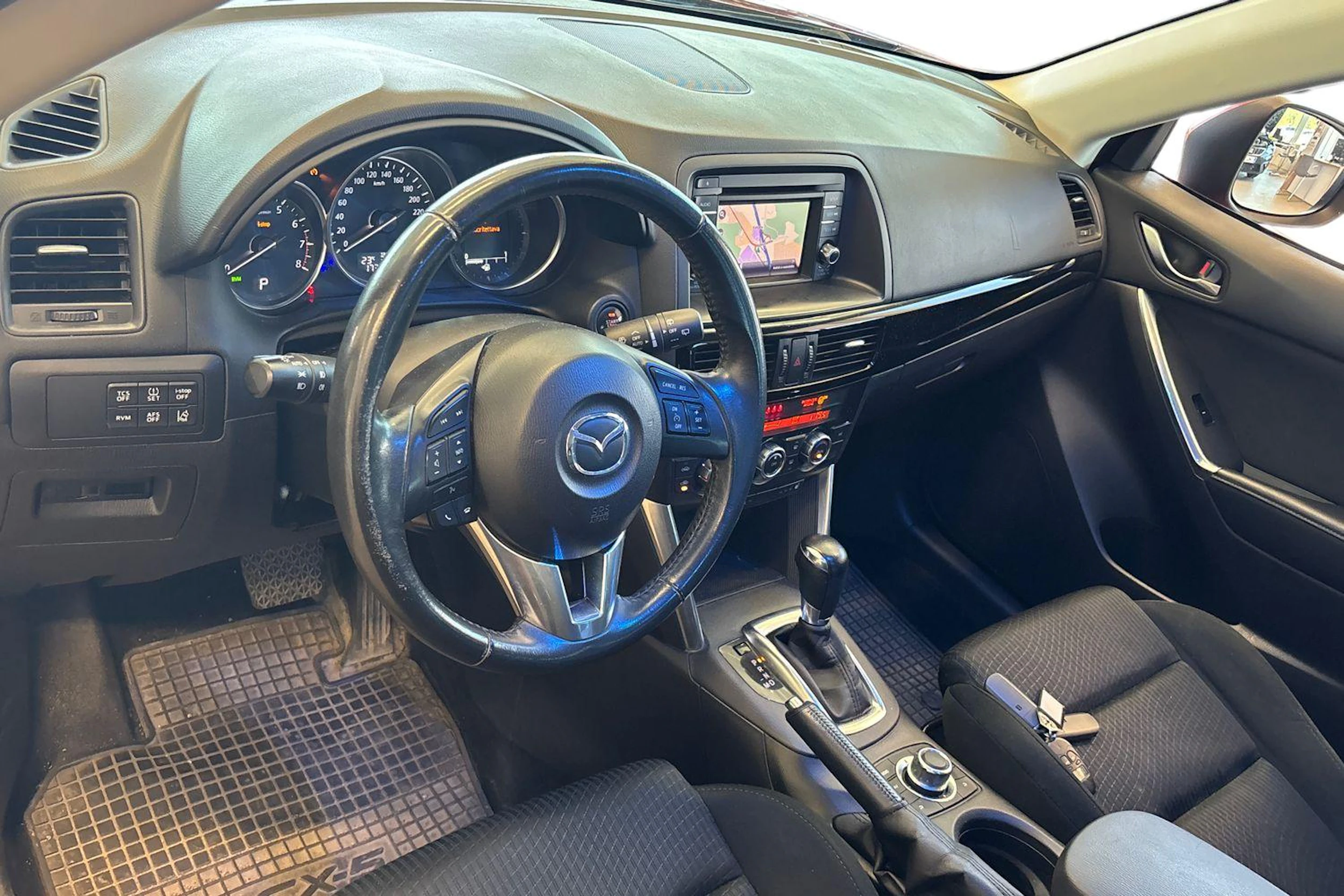 punainen Mazda CX-5 2014 kuva 3.