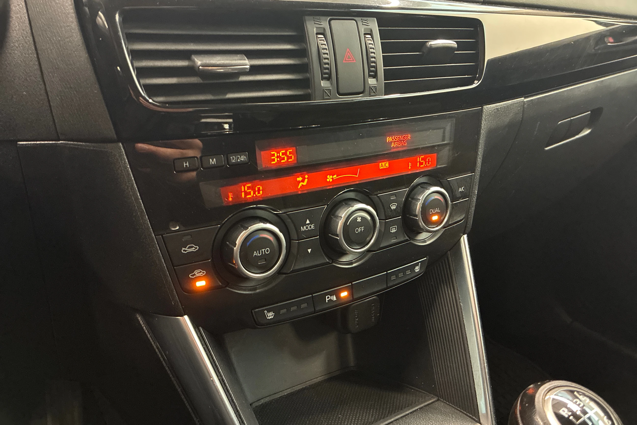 harmaa Mazda CX-5 2015 kuva 17.