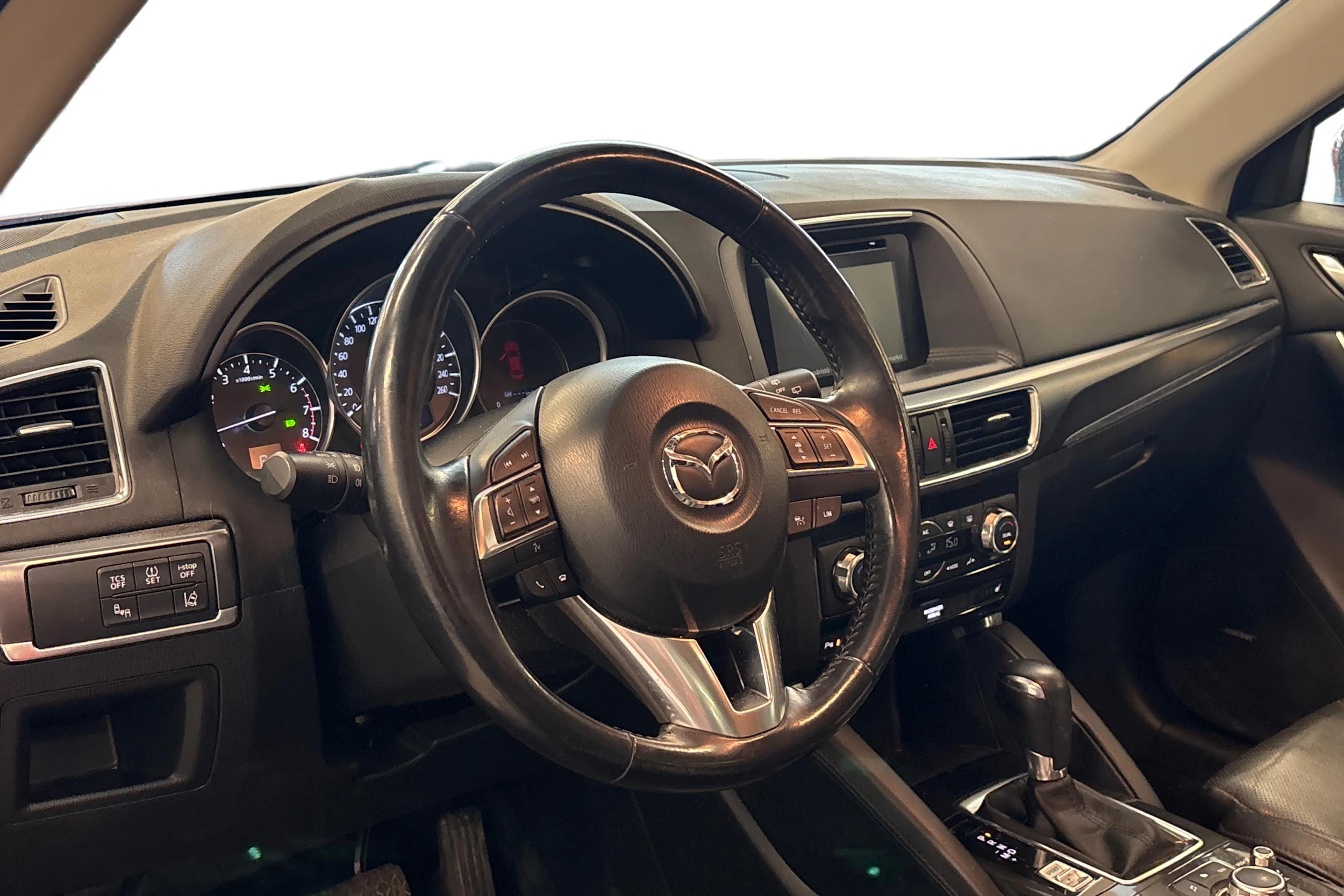 punainen Mazda CX-5 2016 kuva 3.
