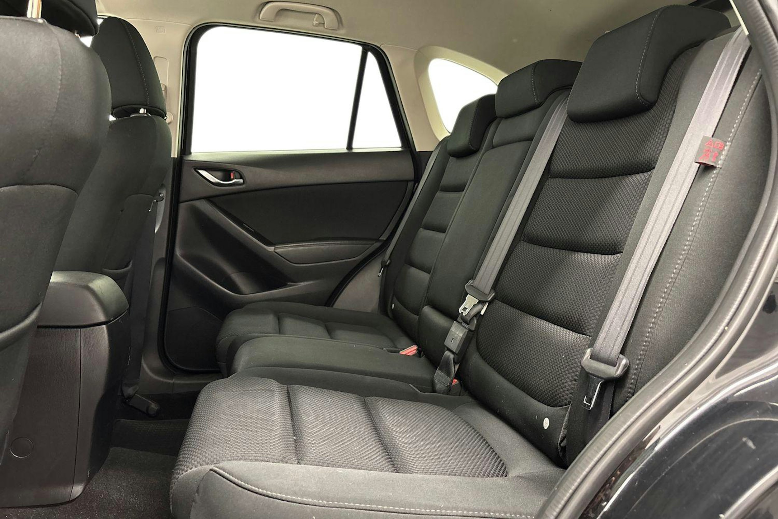 musta Mazda CX-5 2016 kuva 10.