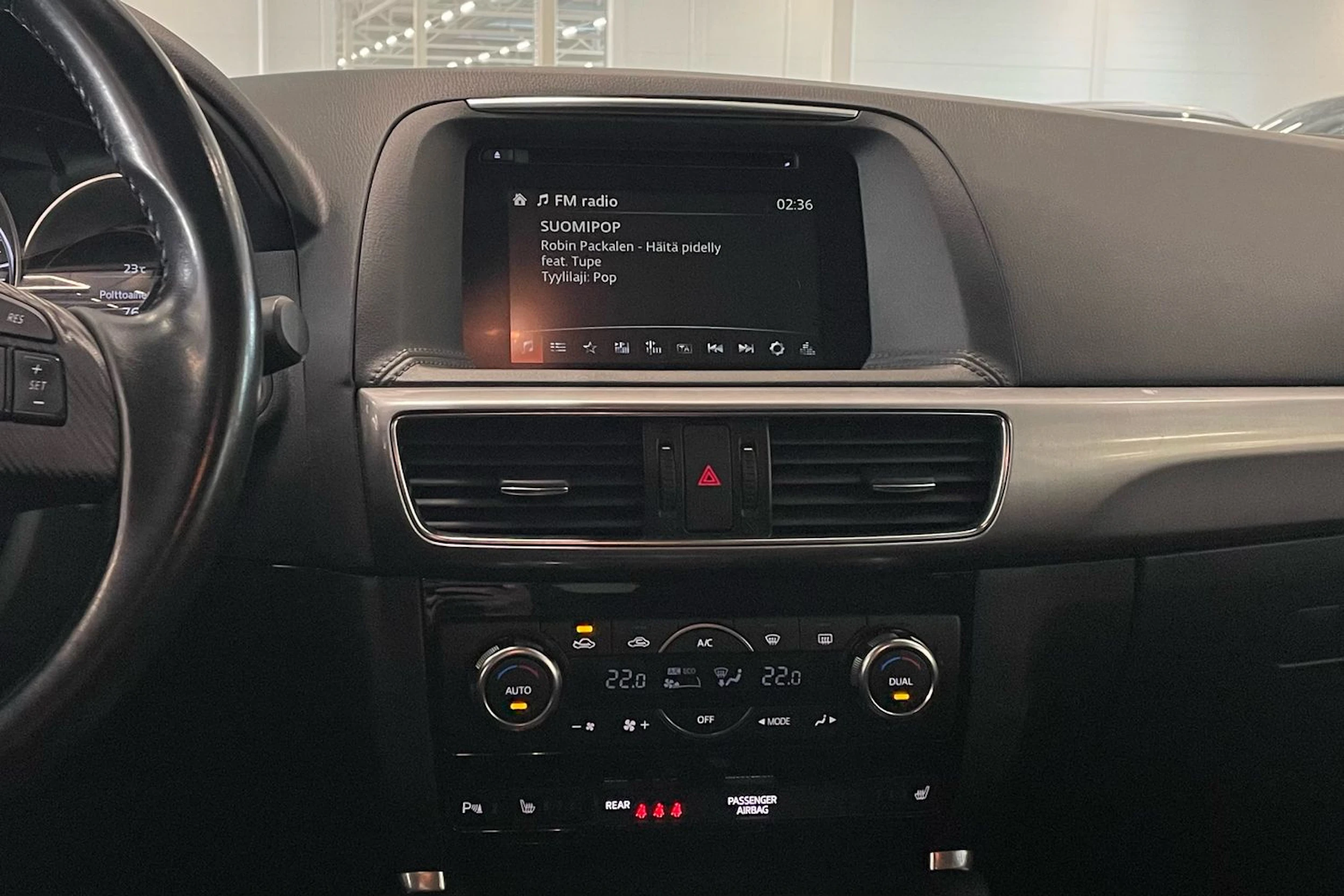 valkoinen Mazda CX-5 2016 kuva 16.