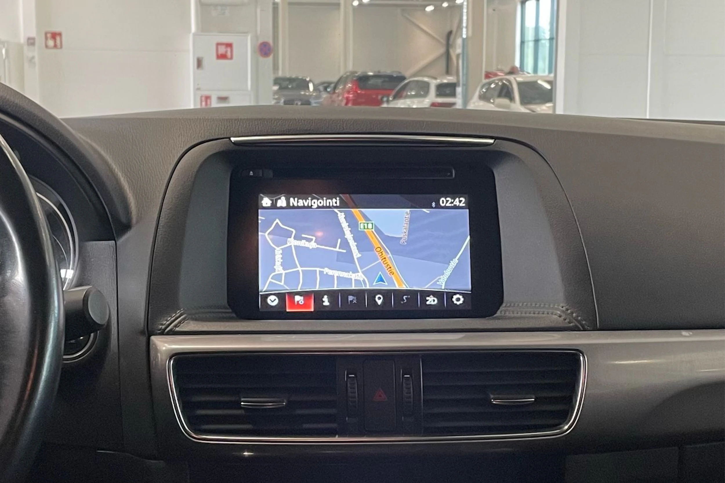 valkoinen Mazda CX-5 2016 kuva 18.