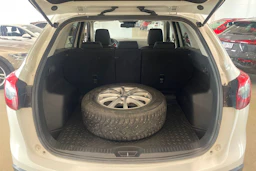 valkoinen Mazda CX-5 2016 kuva 24.