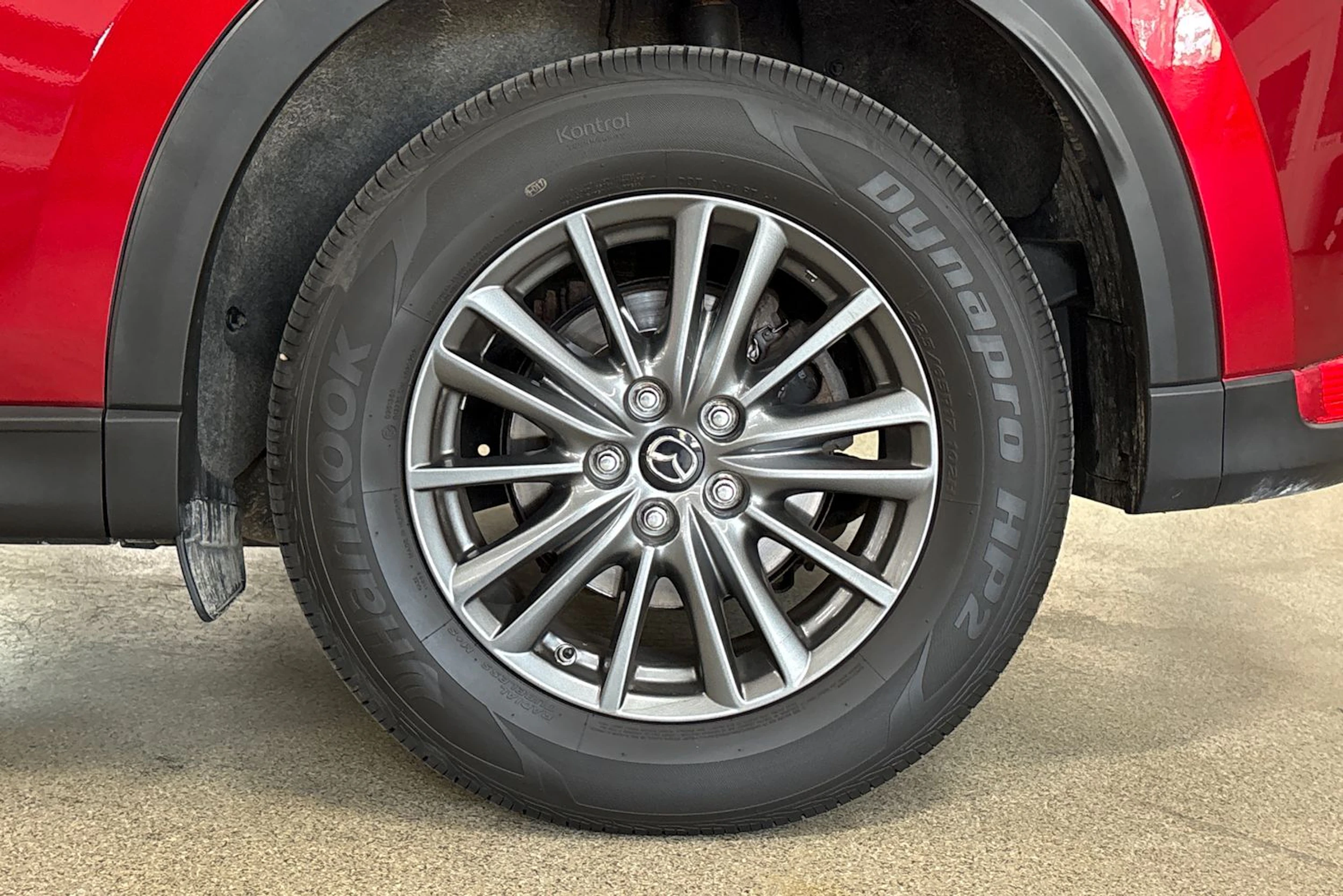 punainen Mazda CX-5 2017 kuva 10.