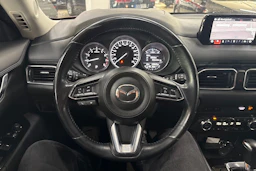 punainen Mazda CX-5 2017 kuva 12.