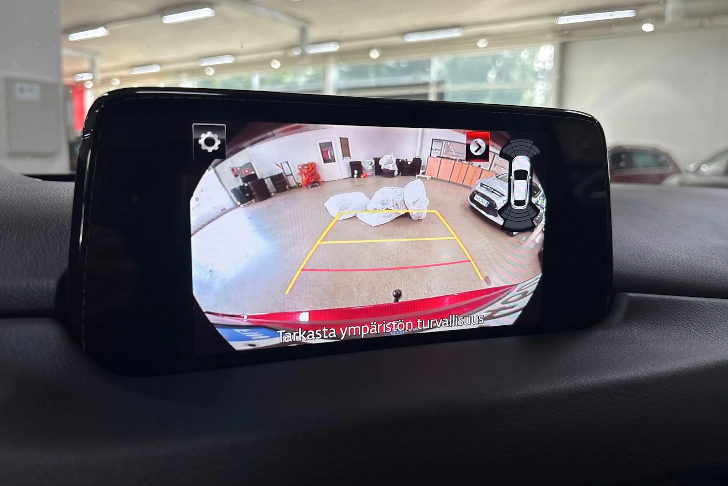 punainen Mazda CX-5 2017 kuva 15.