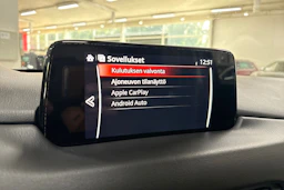 punainen Mazda CX-5 2017 kuva 16.