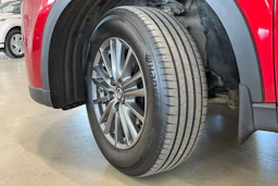 punainen Mazda CX-5 2017 kuva 10.