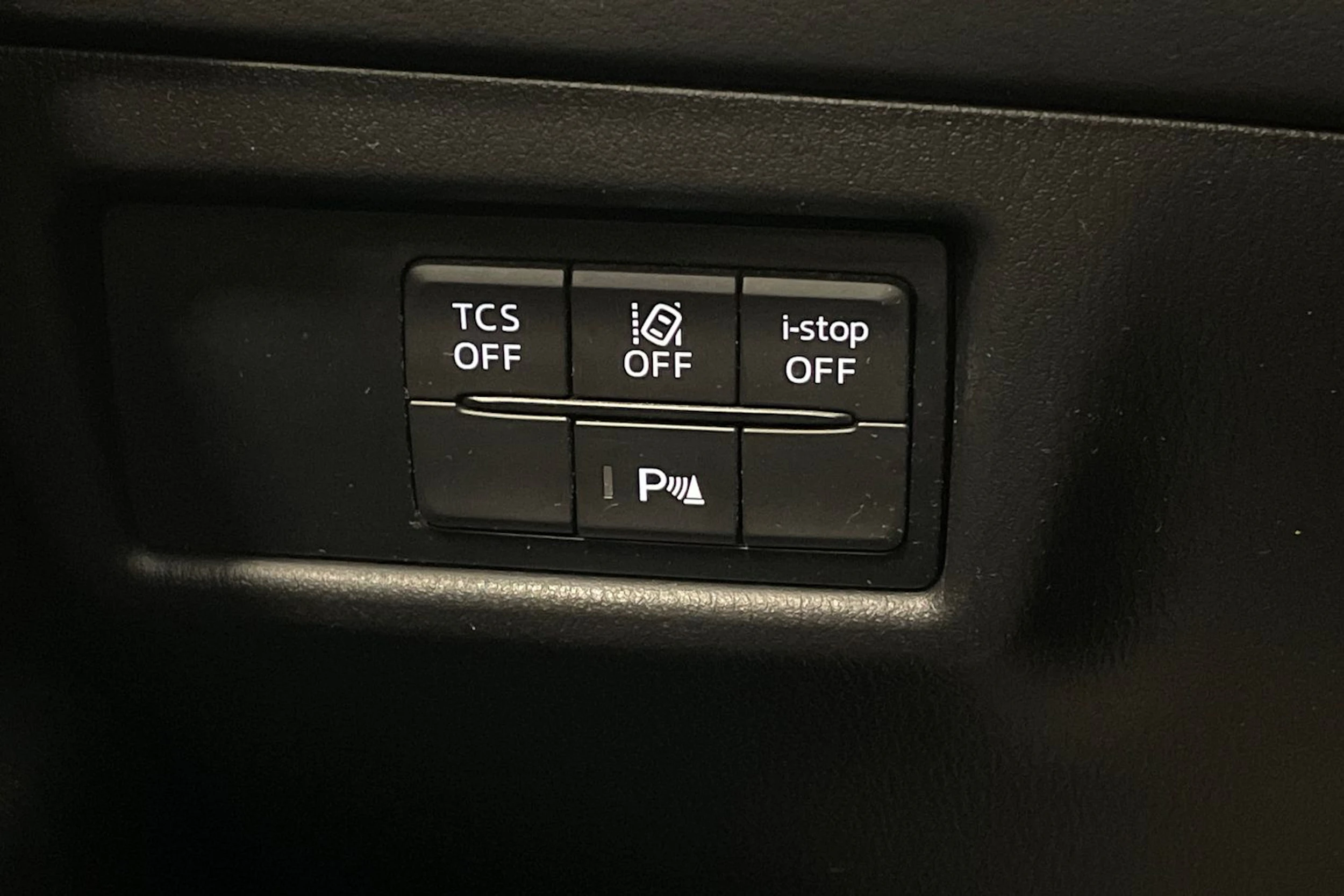 punainen Mazda CX-5 2017 kuva 17.