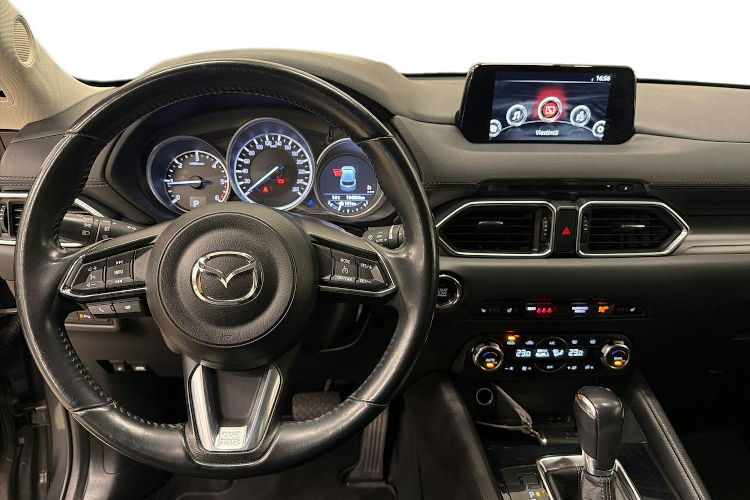 harmaa Mazda CX-5 2018 kuva 9.