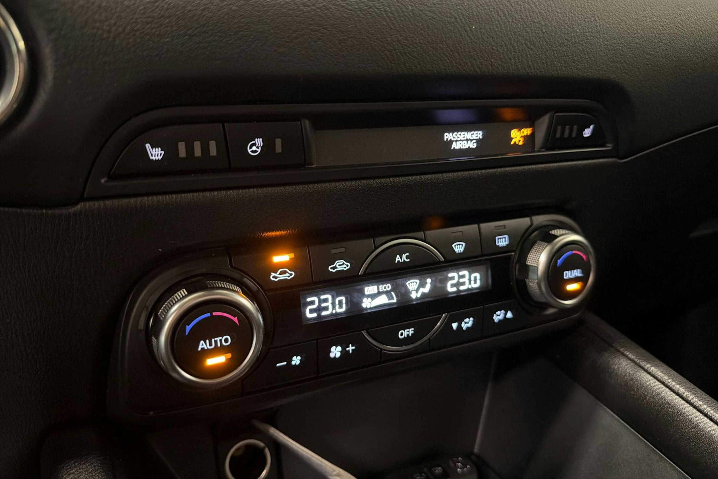 harmaa Mazda CX-5 2018 kuva 18.