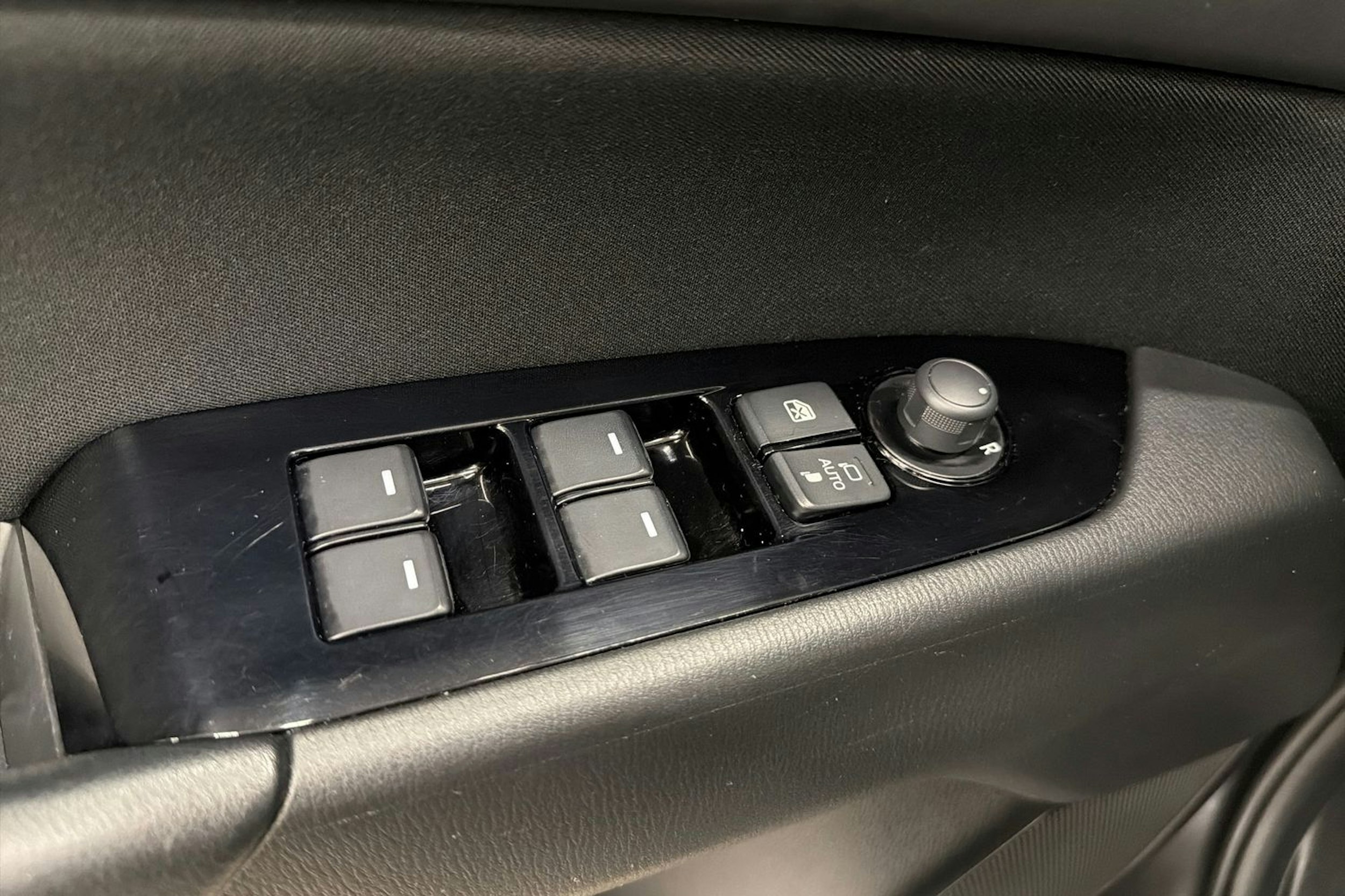 harmaa Mazda CX-5 2018 kuva 23.