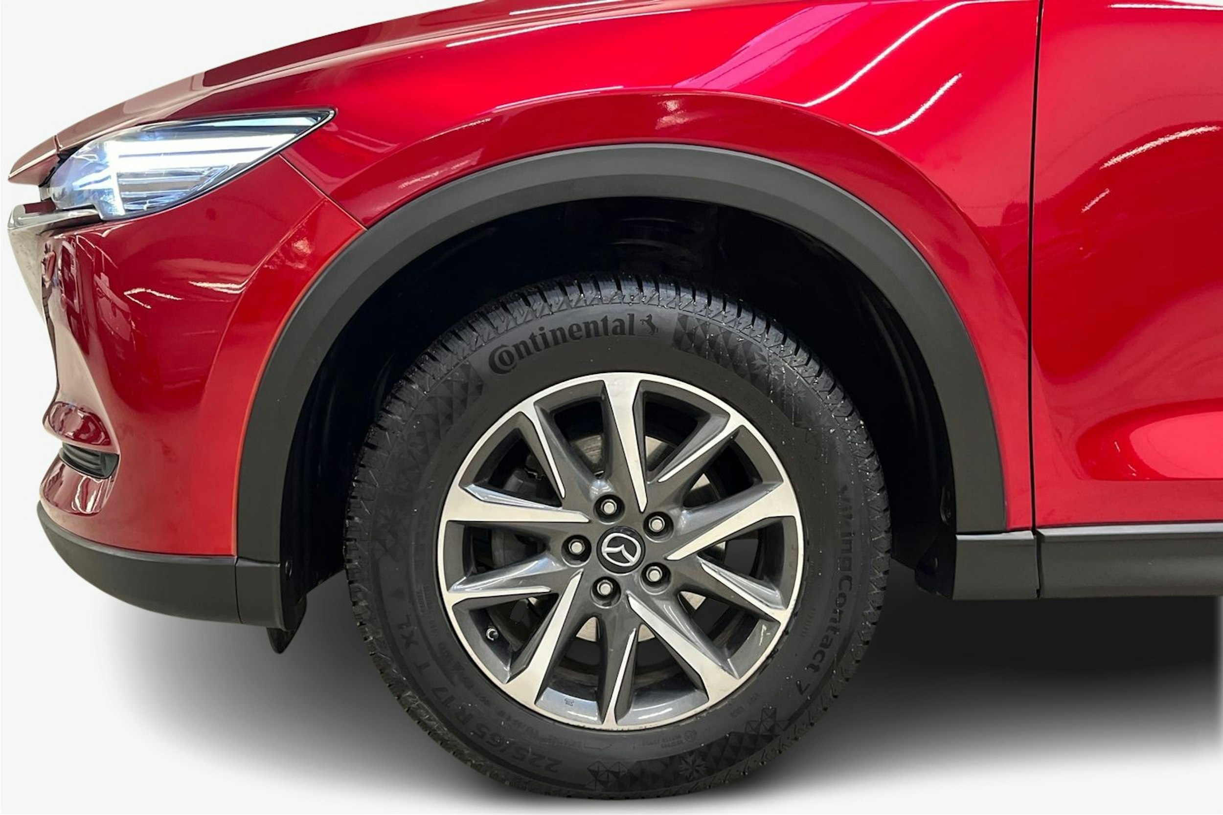 punainen Mazda CX-5 2018 kuva 11.