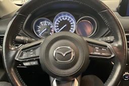 punainen Mazda CX-5 2018 kuva 19.