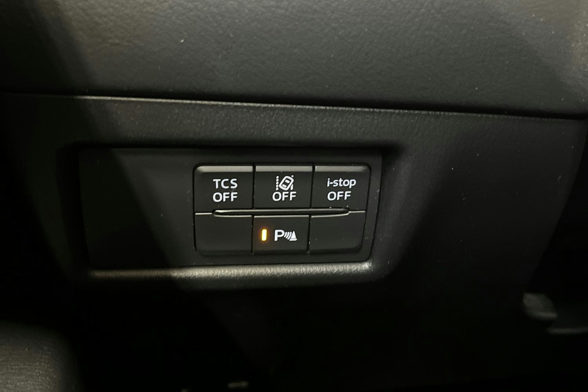 punainen Mazda CX-5 2018 kuva 20.